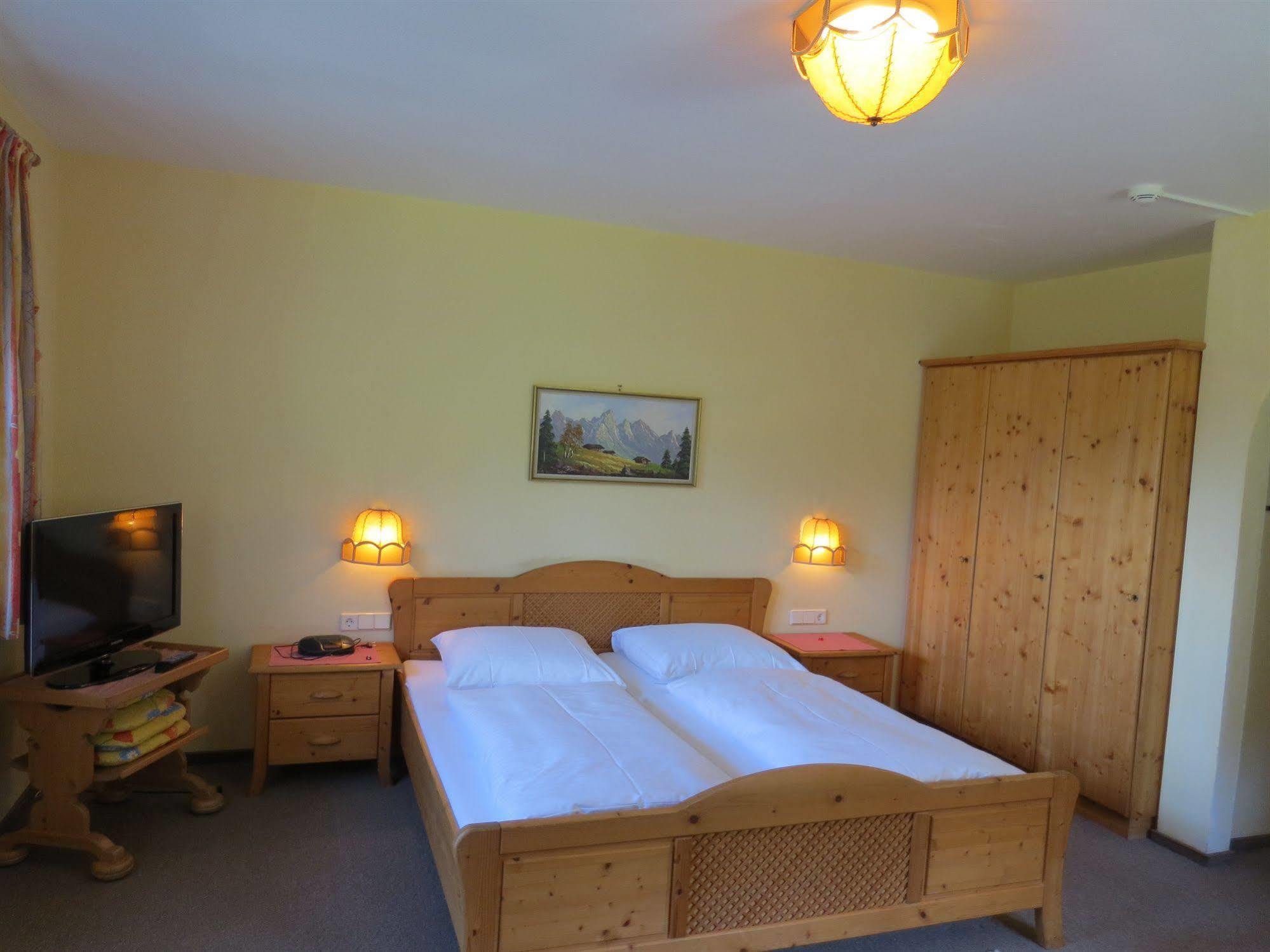 Angerberg  Hotel Kraftquelle Schlossblick מראה חיצוני תמונה